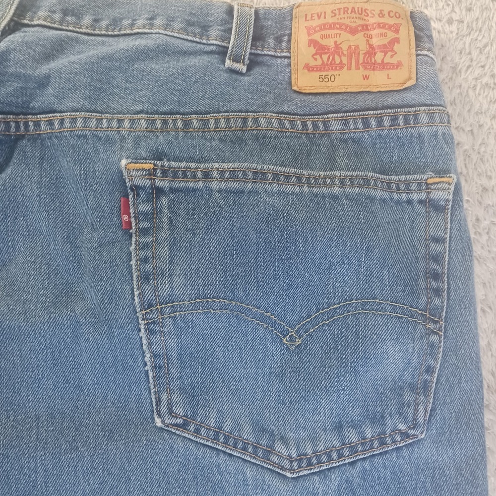 Levi's 550 Relaxed Fit Jeans 48x29 Blue‎ Denim READ Workwear Vintage Wash Look - Picture 8 of 11